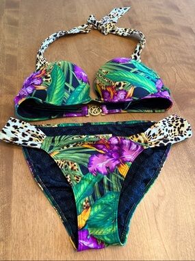 Women’s swimsuit